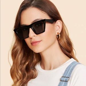 Oversized Cat Eye Sunglasses